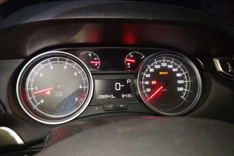 Used Peugeot 408 2016 1.6T Automatic Luxury Edition Instrument Cluster