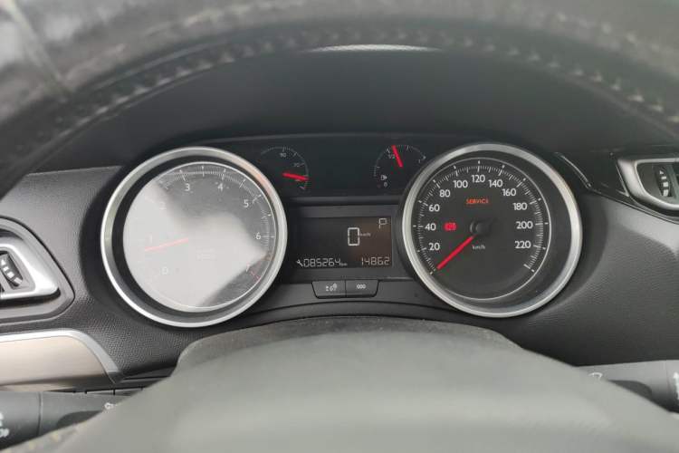 Used Peugeot 408 2016 1.6T Automatic Luxury Edition Instrument Cluster
