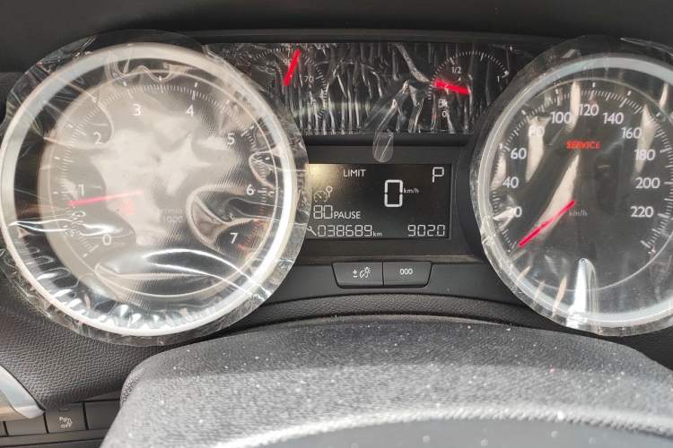 Used Peugeot 408 2016 1.6T Automatic Luxury Edition Odometer Close Up