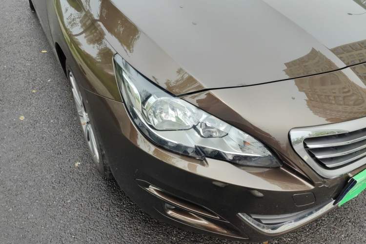 Used Peugeot 408 2016 1.6T Automatic Luxury Edition Right Front Headlight