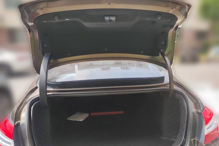 Used Peugeot 408 2016 1.6T Automatic Luxury Edition Trunk
