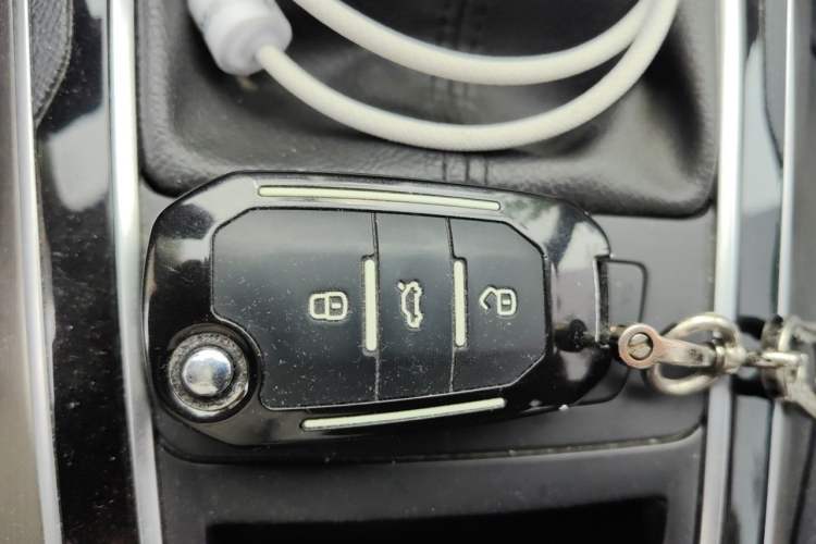 Used Peugeot 408 2016 1.6T Automatic Luxury Edition Vehicle Key