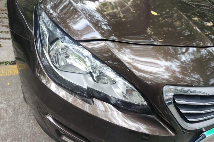 Used Peugeot 408 2016 1.6T Automatic Luxury Edition Right Front Headlight