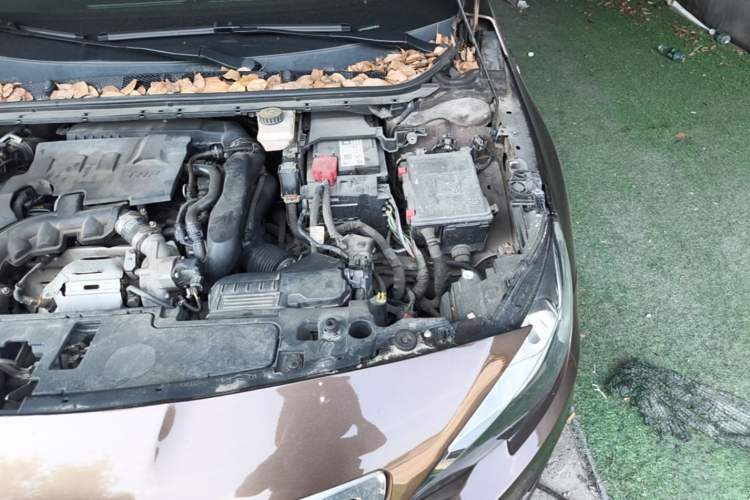 Used Peugeot 408 2016 1.6T Automatic Luxury Edition Engine Bay Left