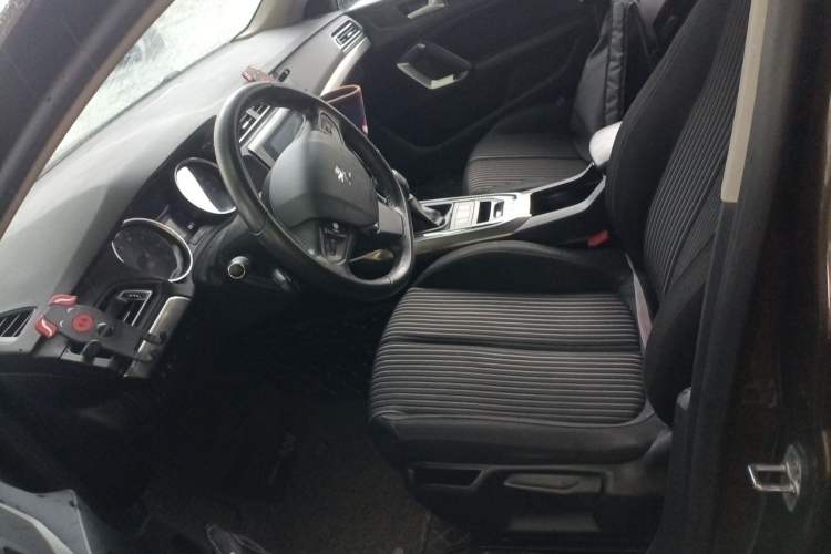 Used Peugeot 408 2016 1.6T Automatic Luxury Edition Left Front Seat