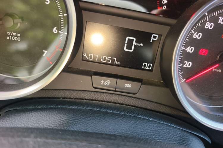Used Peugeot 408 2016 1.6T Automatic Luxury Edition Odometer Close Up
