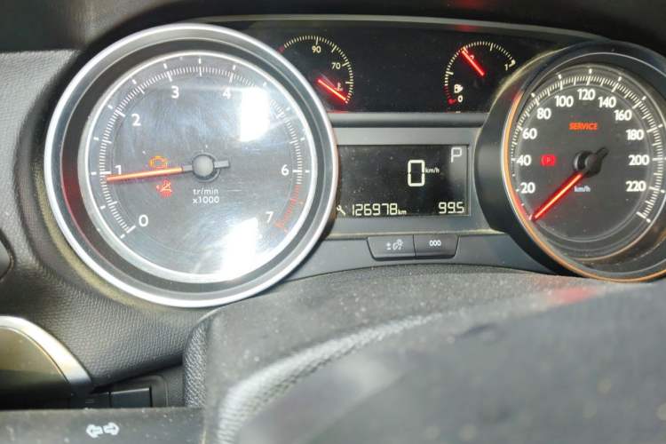 Used Peugeot 408 2016 1.6T Automatic Luxury Edition Odometer Close Up