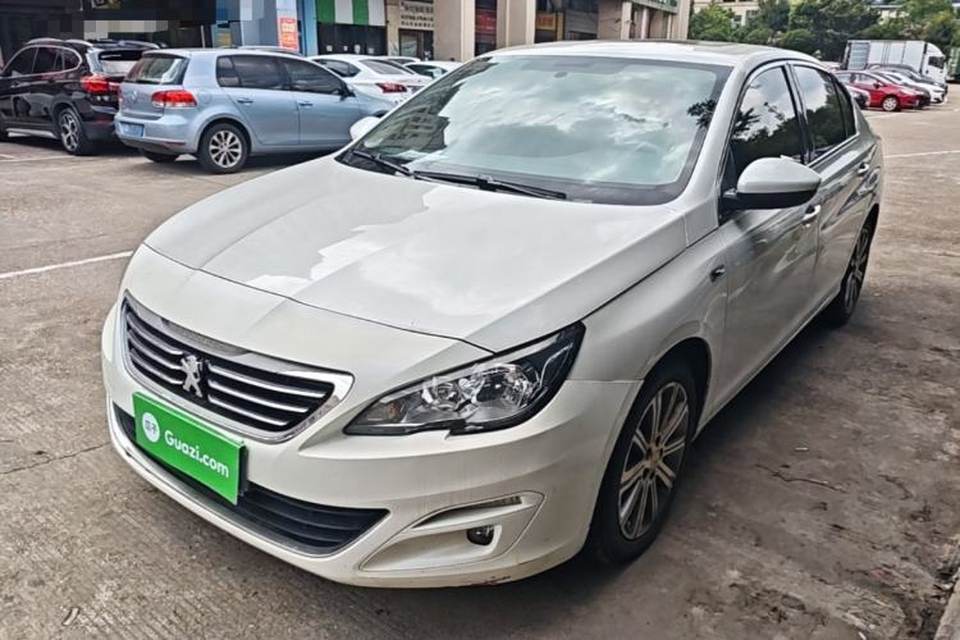 Peugeot 408 2016