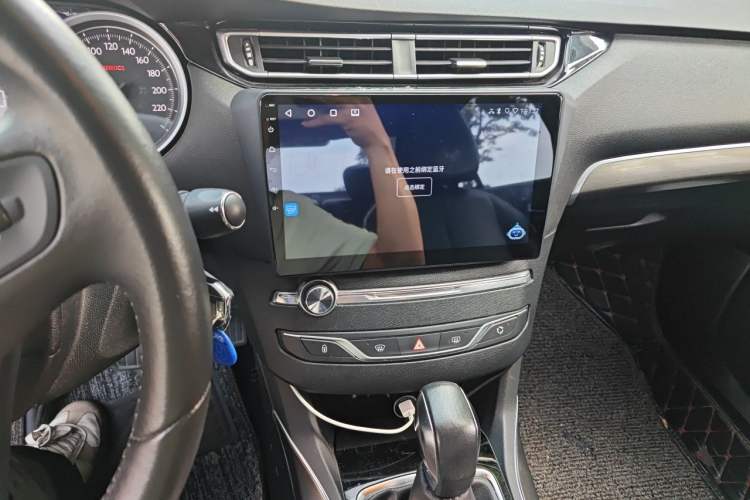 Used Peugeot 408 2016 1.6T Automatic Luxury Edition Audio And AC Panel