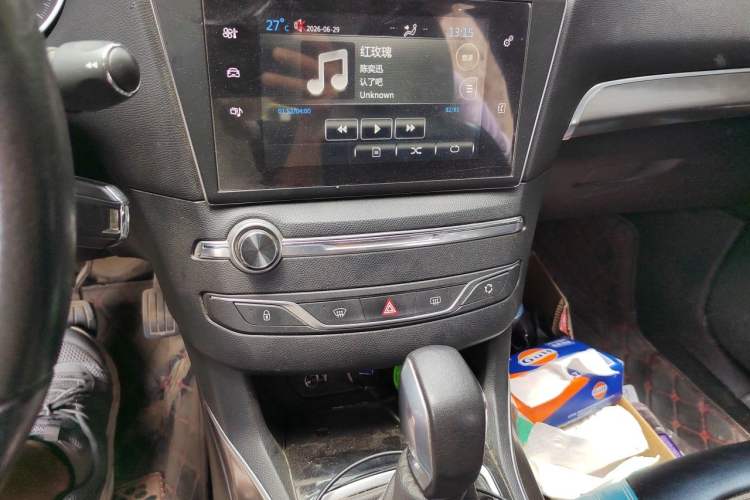 Used Peugeot 408 2016 1.6T Automatic Luxury Edition Audio And AC Panel