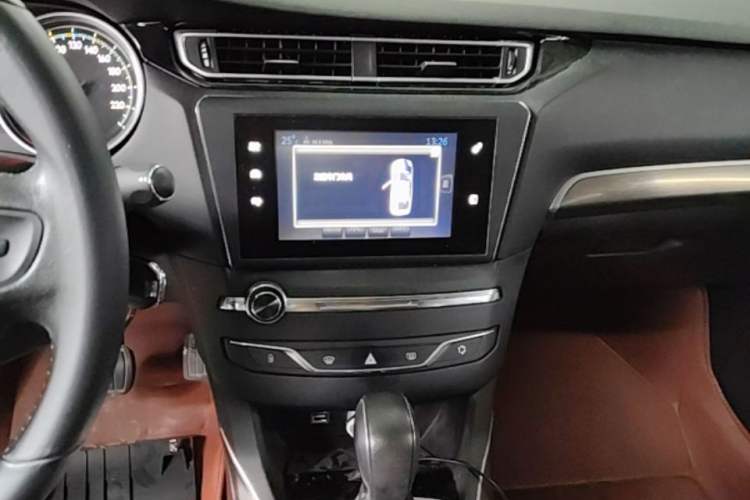 Used Peugeot 408 2016 1.6T Automatic Luxury Edition Audio And AC Panel