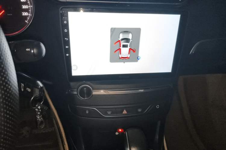 Used Peugeot 408 2016 1.6T Automatic Luxury Edition Audio And AC Panel