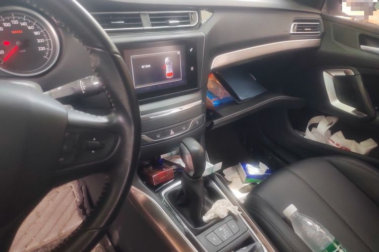 Used Peugeot 408 2016 1.6T Automatic Luxury Edition Audio And AC Panel