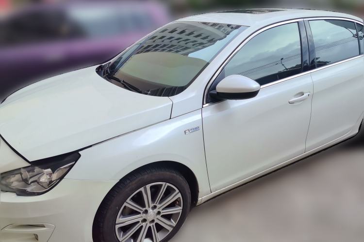 Used Peugeot 408 2016 1.6T Automatic Luxury Edition Guazi used car, China used car export, Used car for sale, Used Peugeot cars, Cheapest cars for sale