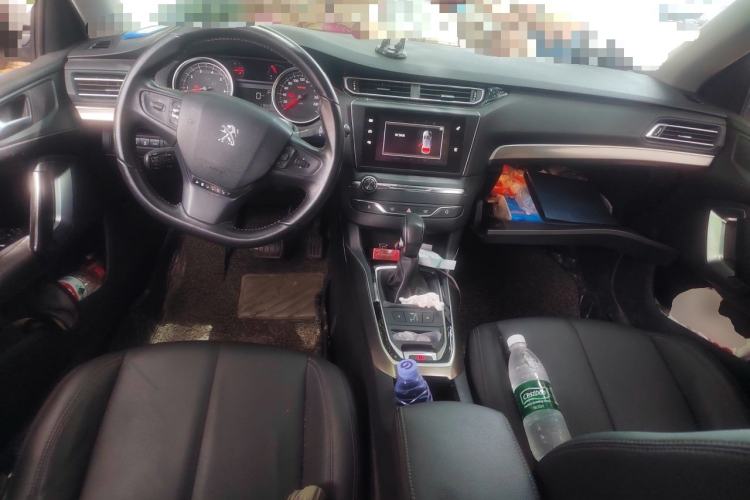 Used Peugeot 408 2016 1.6T Automatic Luxury Edition Center Console
