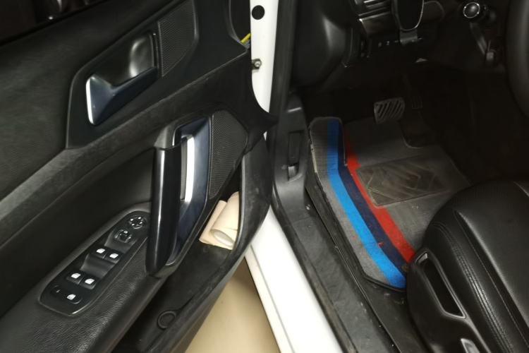 Used Peugeot 408 2016 1.6T Automatic Luxury Edition Driver Seat