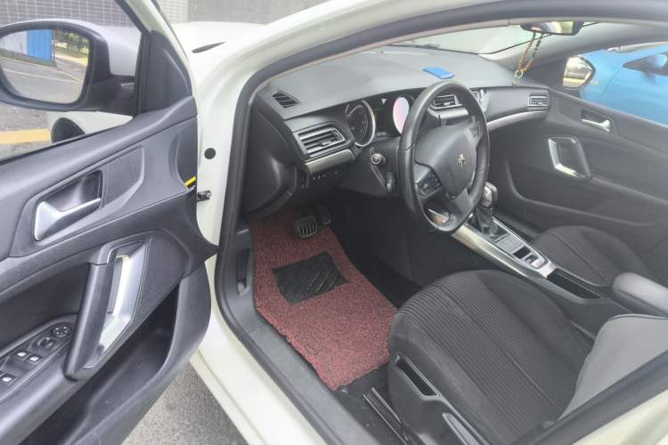 Used Peugeot 408 2016 1.6T Automatic Luxury Edition Driver Seat