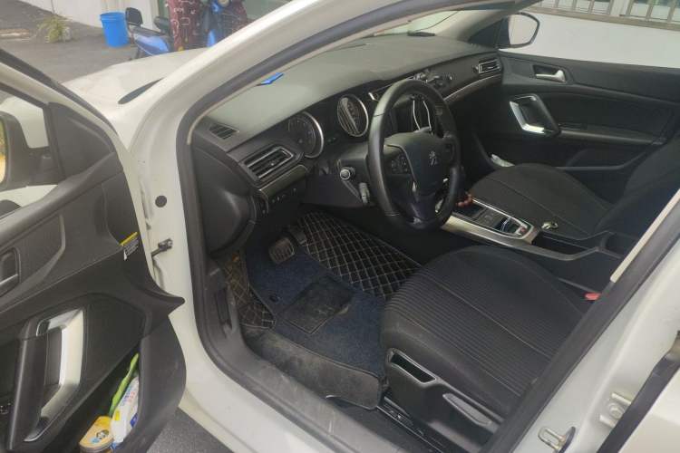 Used Peugeot 408 2016 1.6T Automatic Luxury Edition Driver Seat
