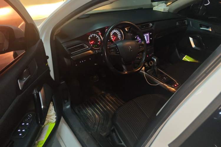 Used Peugeot 408 2016 1.6T Automatic Luxury Edition Driver Seat