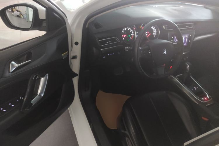 Used Peugeot 408 2016 1.6T Automatic Luxury Edition Driver Seat