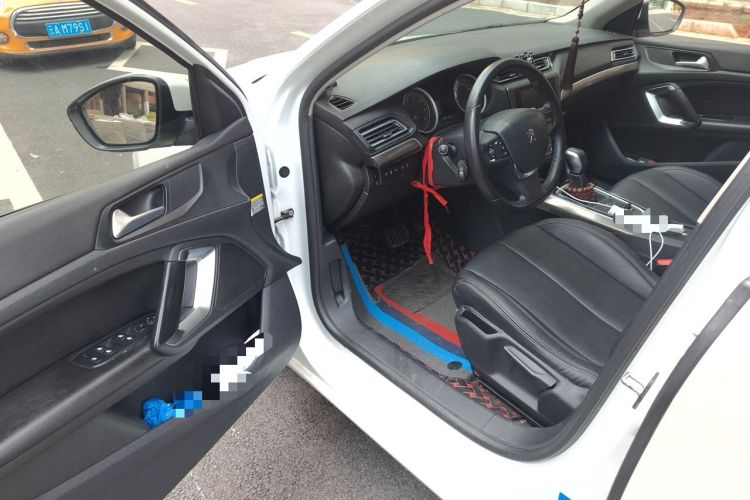 Used Peugeot 408 2016 1.6T Automatic Luxury Edition Driver Seat