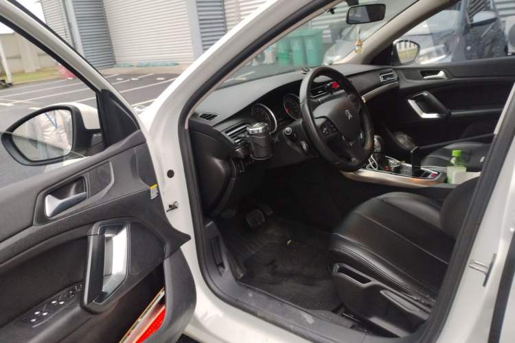 Used Peugeot 408 2016 1.6T Automatic Luxury Edition Driver Seat