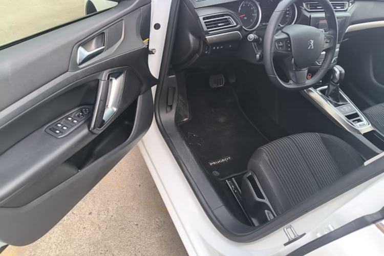 Used Peugeot 408 2016 1.6T Automatic Luxury Edition Driver Seat