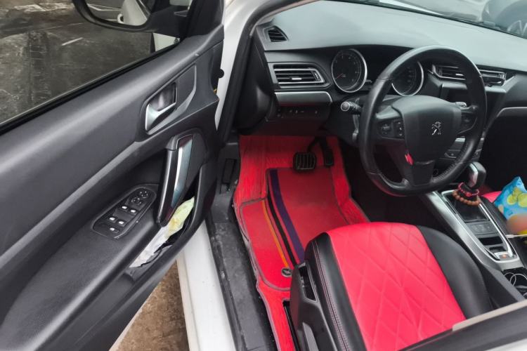 Used Peugeot 408 2016 1.6T Automatic Luxury Edition Driver Seat