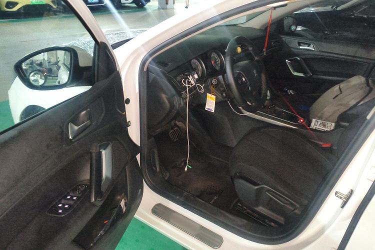 Used Peugeot 408 2016 1.6T Automatic Luxury Edition Driver Seat