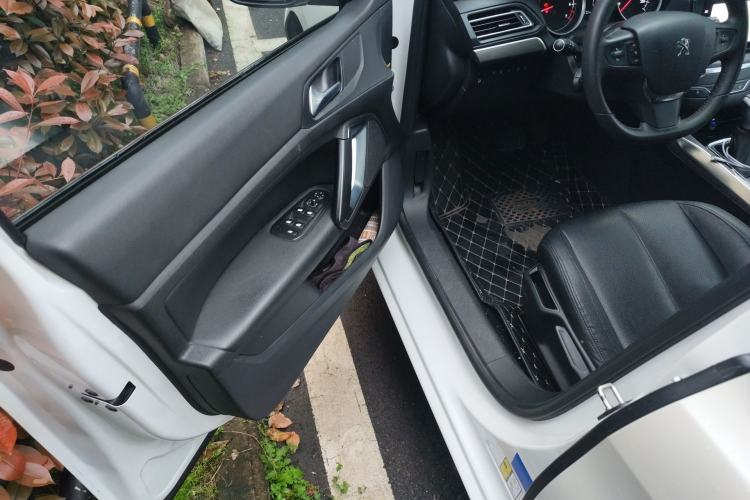 Used Peugeot 408 2016 1.6T Automatic Luxury Edition Driver Seat