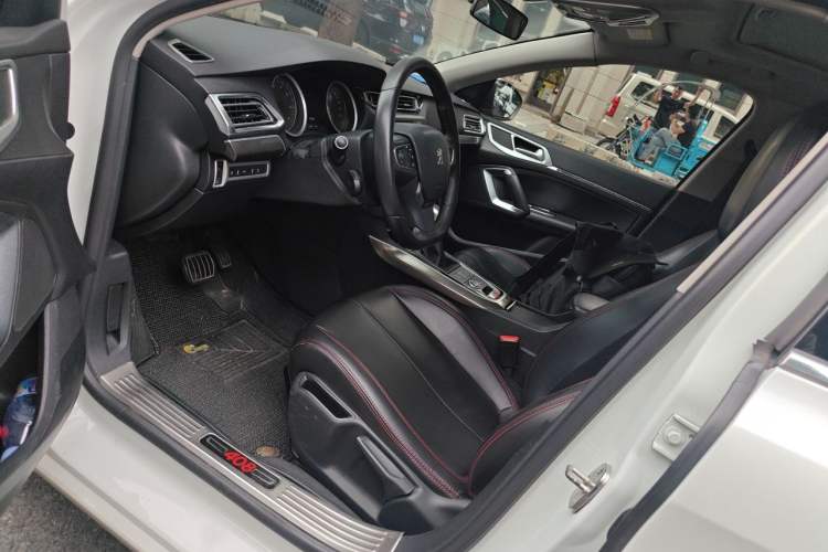 Used Peugeot 408 2016 1.6T Automatic Luxury Edition Driver Seat