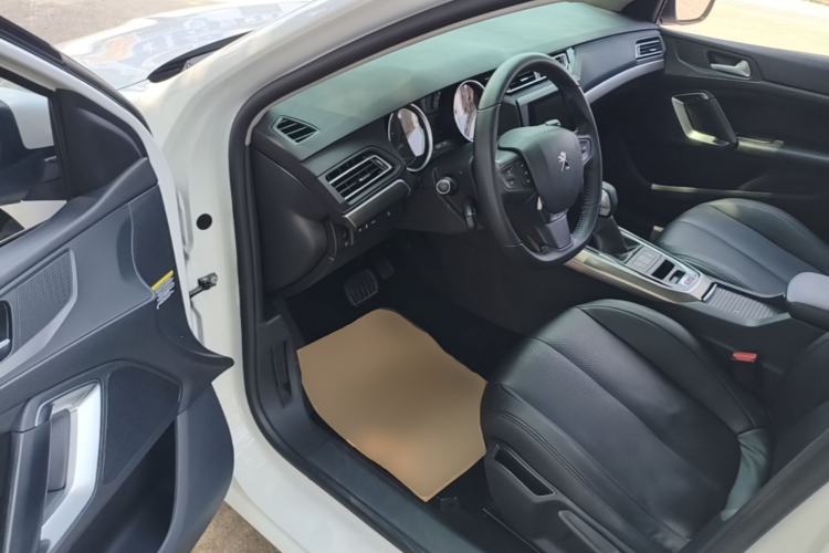 Used Peugeot 408 2016 1.6T Automatic Luxury Edition Driver Seat