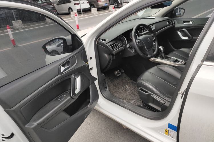 Used Peugeot 408 2016 1.6T Automatic Luxury Edition Driver Seat
