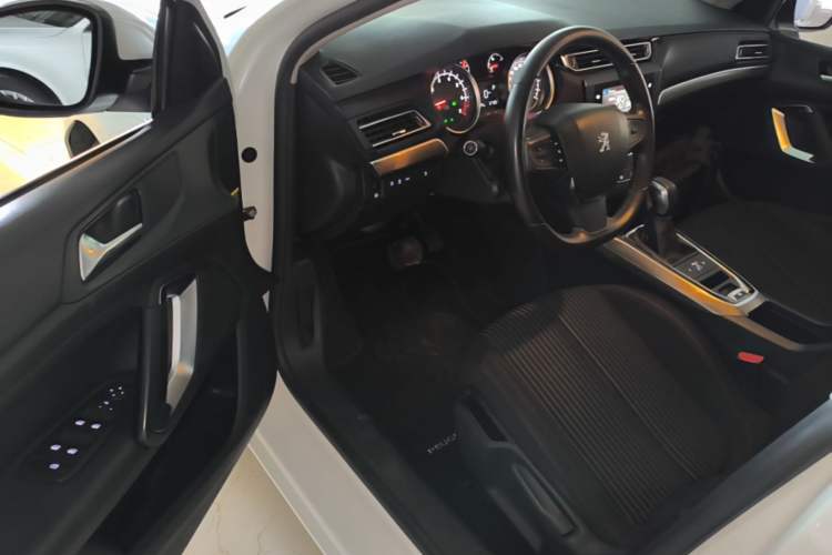Used Peugeot 408 2016 1.6T Automatic Luxury Edition Driver Seat