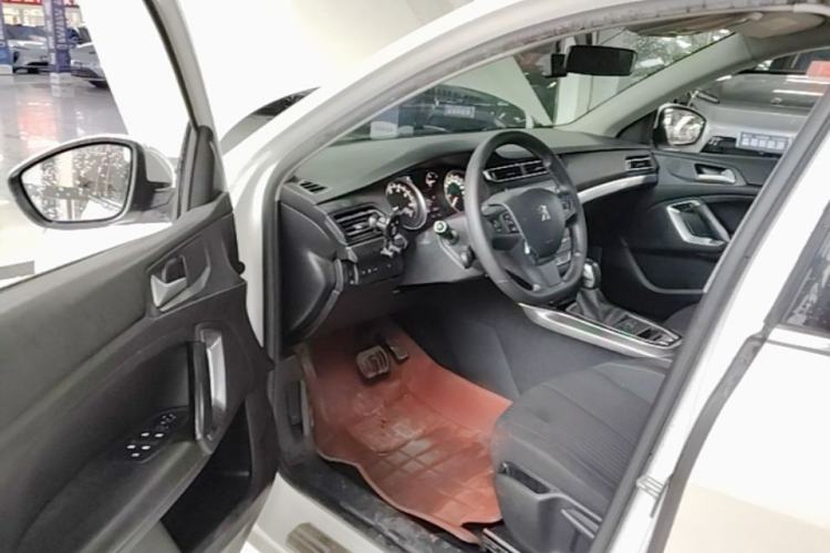 Used Peugeot 408 2016 1.6T Automatic Luxury Edition Driver Seat