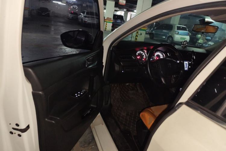 Used Peugeot 408 2016 1.6T Automatic Luxury Edition Driver Seat