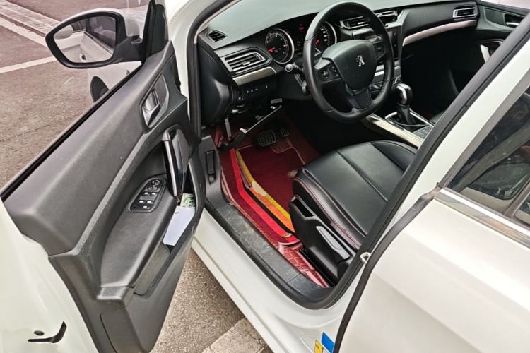 Used Peugeot 408 2016 1.6T Automatic Luxury Edition Driver Seat