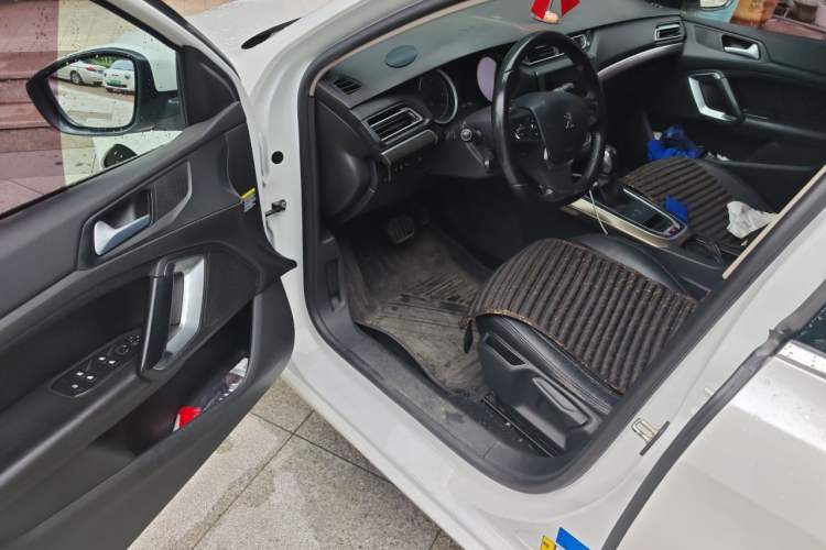 Used Peugeot 408 2016 1.6T Automatic Luxury Edition Driver Seat