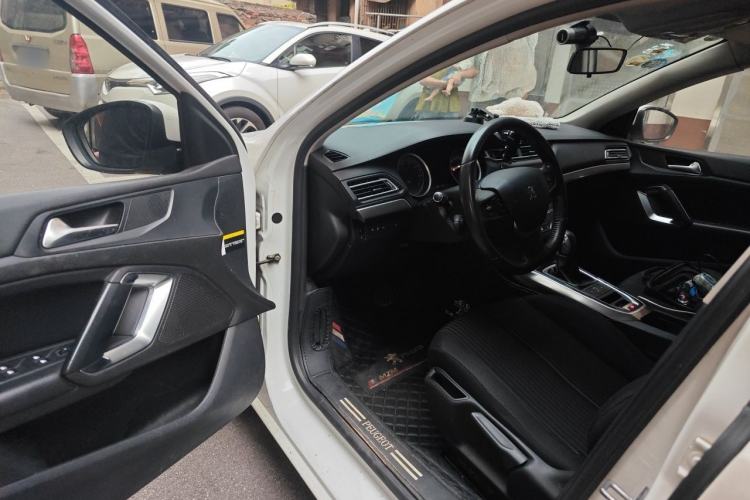 Used Peugeot 408 2016 1.6T Automatic Luxury Edition Driver Seat