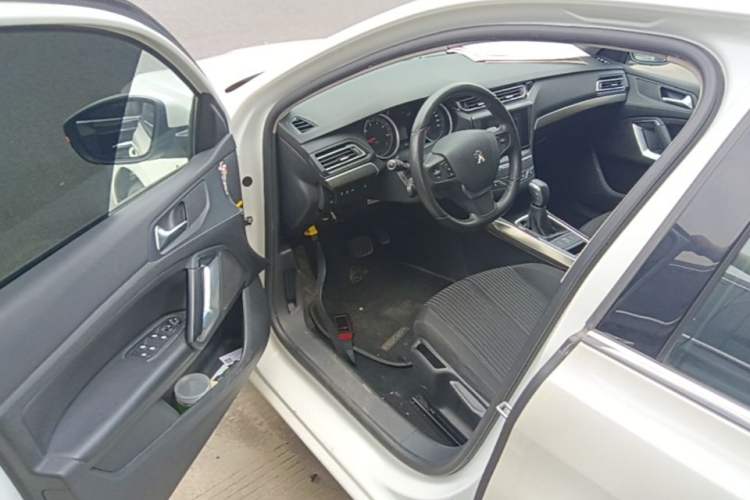 Used Peugeot 408 2016 1.6T Automatic Luxury Edition Driver Seat