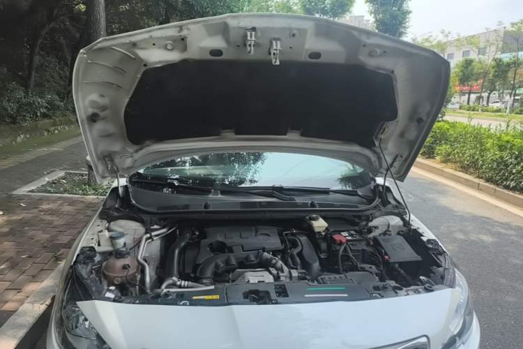 Used Peugeot 408 2016 1.6T Automatic Luxury Edition Engine Bay
