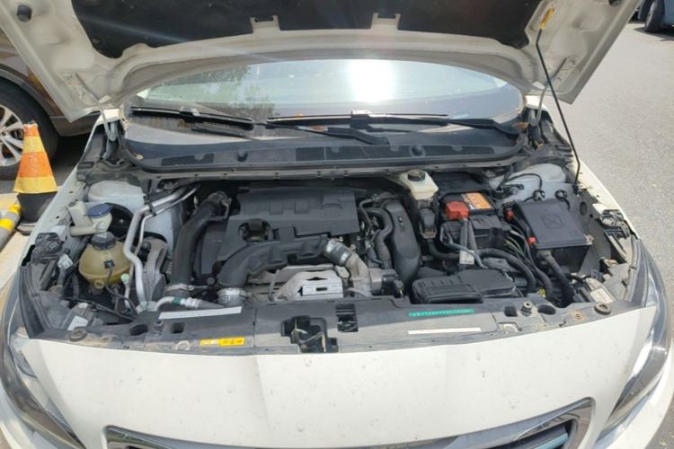 Used Peugeot 408 2016 1.6T Automatic Luxury Edition Engine Bay