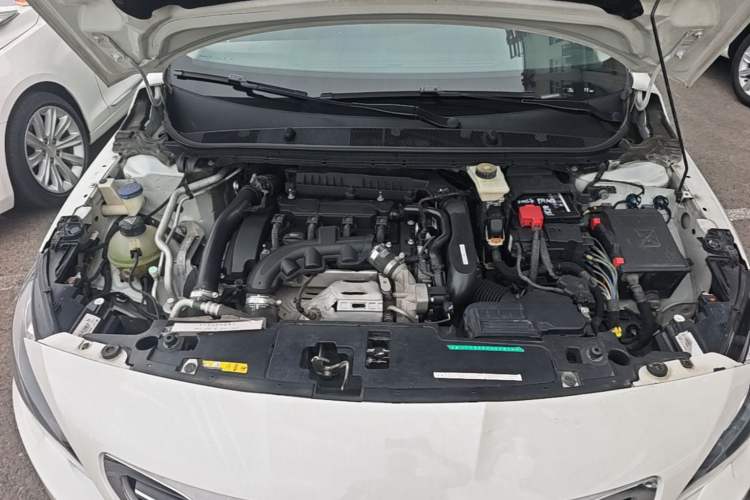 Used Peugeot 408 2016 1.6T Automatic Luxury Edition Engine Bay
