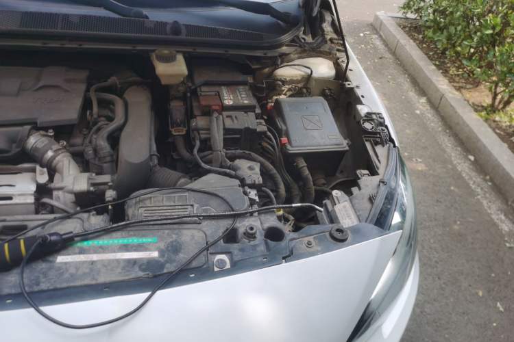 Used Peugeot 408 2016 1.6T Automatic Luxury Edition Engine Bay Left