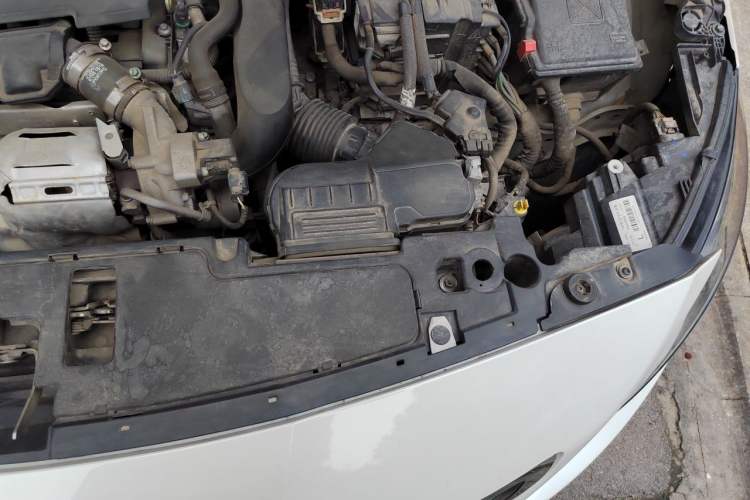 Used Peugeot 408 2016 1.6T Automatic Luxury Edition Engine Bay Left