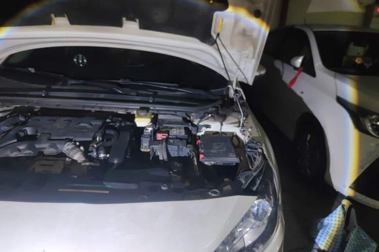 Used Peugeot 408 2016 1.6T Automatic Luxury Edition Engine Bay Left