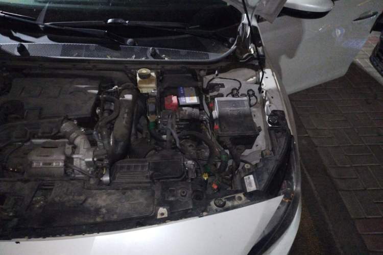 Used Peugeot 408 2016 1.6T Automatic Luxury Edition Engine Bay Left