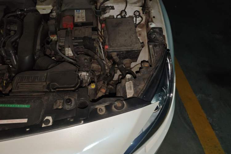 Used Peugeot 408 2016 1.6T Automatic Luxury Edition Engine Bay Left