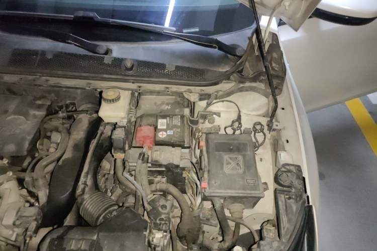 Used Peugeot 408 2016 1.6T Automatic Luxury Edition Engine Bay Left