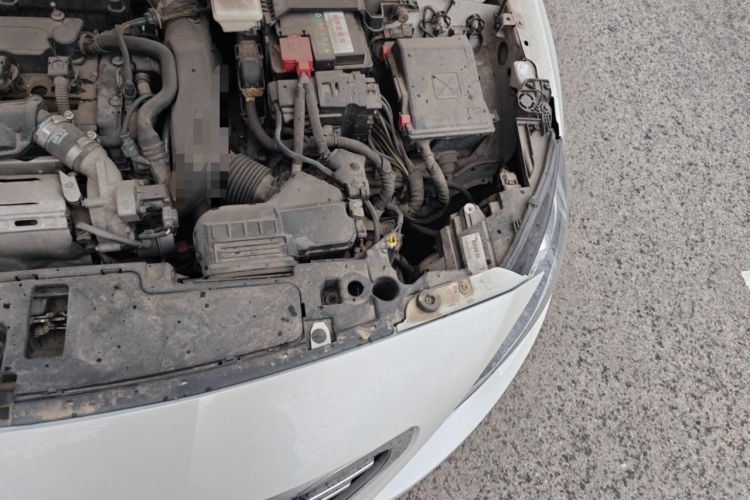 Used Peugeot 408 2016 1.6T Automatic Luxury Edition Engine Bay Left